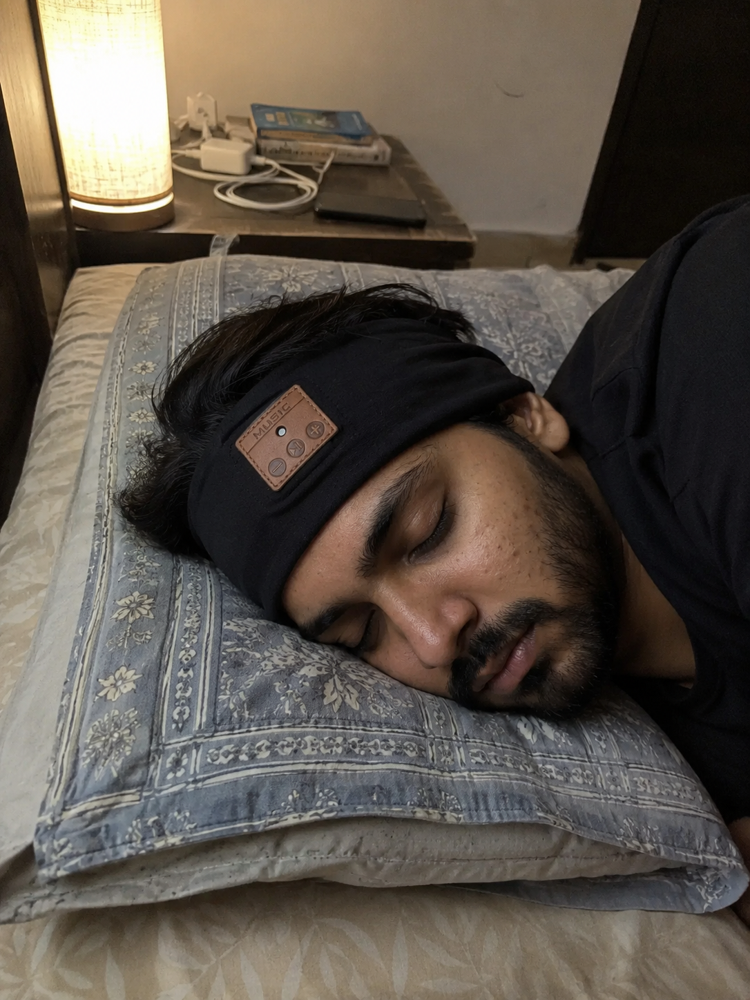 Headband for Sleeping: Do Sleep Headbands Actually Work?